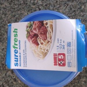 Food storage containers